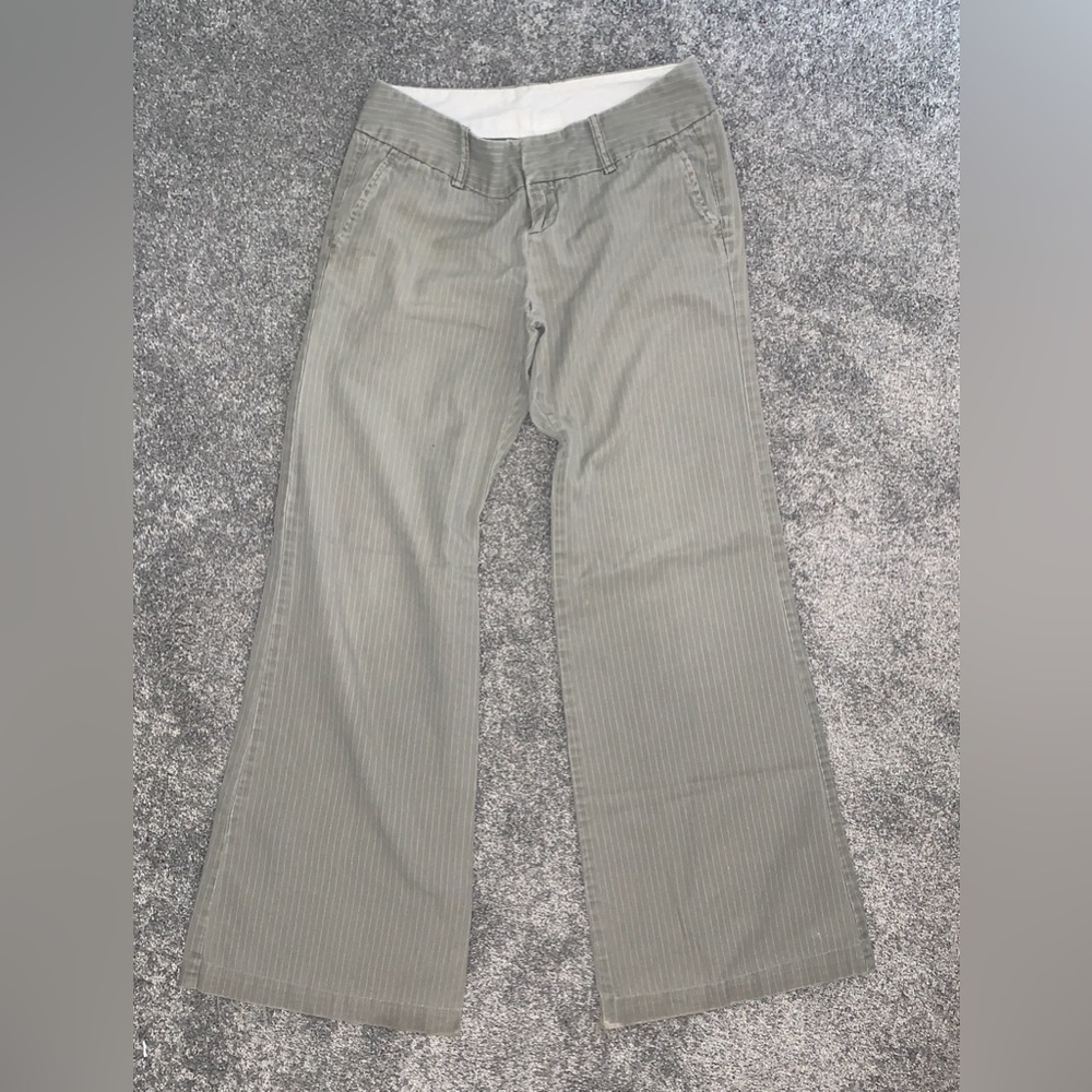 GAP Olive Gray Chinos Relaxed Fit